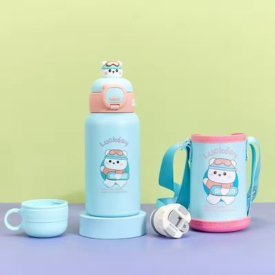 Портативная бутылка с водой с крышкой
