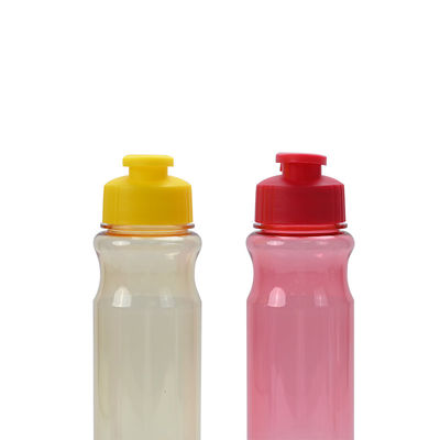 Спортивные OEM без BPA пластиковые чаши для питья Бутылки с водой с ремнем для всех условий