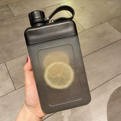 Портативный 450 мл без BPA Custom Pattern Square Juice Sports Bottle с крышкой для детей
