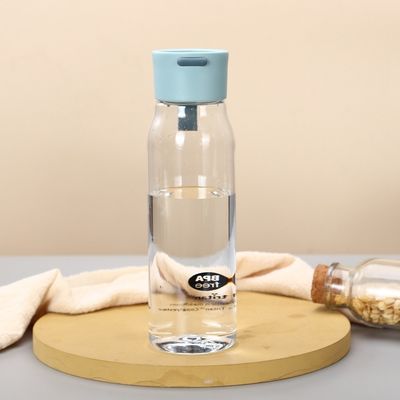 Настроенный логотип без BPA 550 мл Внешний фитнес Портативная пластиковая бутылка с водой для без BPA