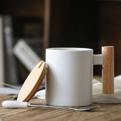 Подарки для бизнеса 11 унций вместимость привлекательный дизайн керамическая кружка для путешествий изолированная офисная чашка