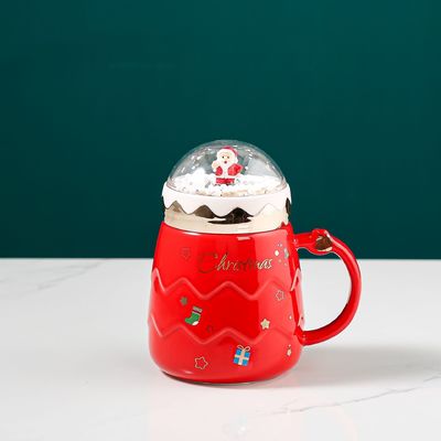 Изолированный пробковый и прозрачный крышка керамическая кружка для экологически чистой настройки в синем