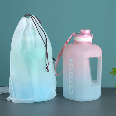 Личный логотип 1.6L 2.2L BPA Free Gradient Color Водяной стакан для наружных и внутренних мероприятий