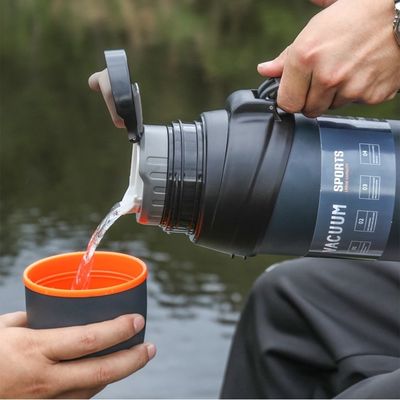 Специализированная 2600ml/3200ml Большой емкости Термосная бутылка из нержавеющей стали для спорта на открытом воздухе и путешествий