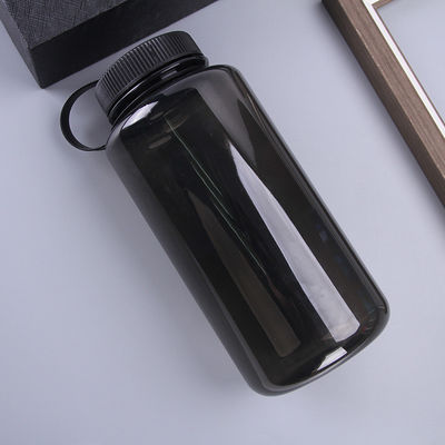 Прочная пластиковая бутылка с водой для спорта проницаемая и свободная от BPA вместимостью 1 литр