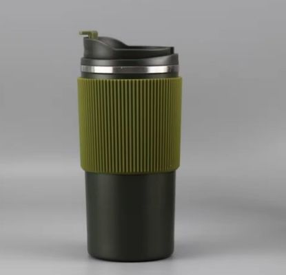 Устойчивая чашка из нержавеющей стали Держите кофе горячим и окружающую среду чистой