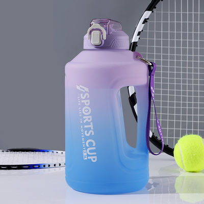 Устойчивая большая емкость 2300 ML 3800 ML спортивная бутылка с скриншотом с дизайном