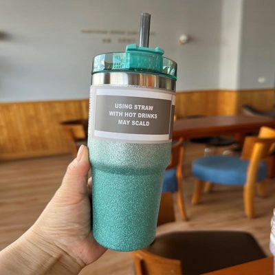 Бутылка из нержавеющей стали изолированная кофейная кружка для вечеринки